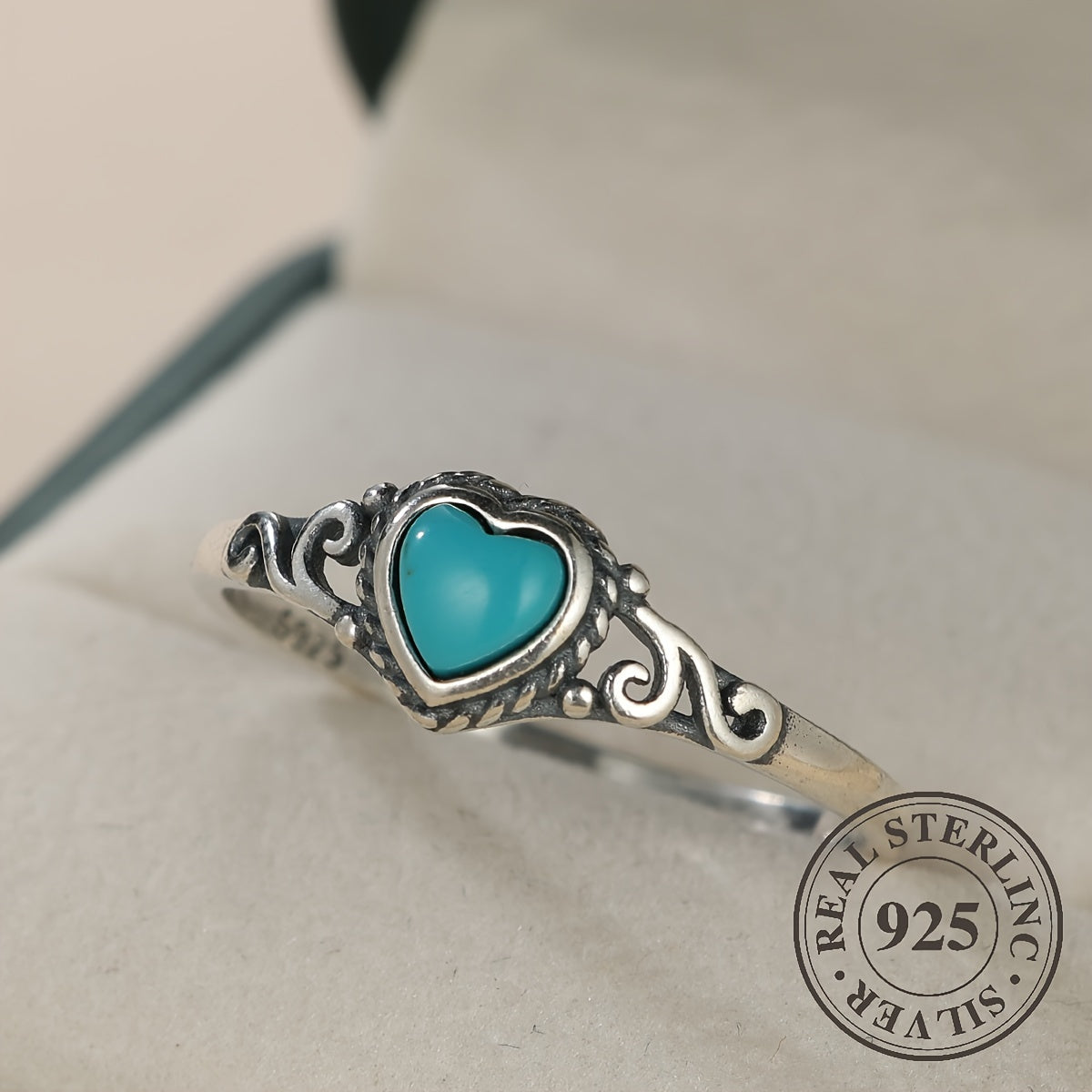 925 Sterling Silver Ring Retro Flower + Heart Design Inlaid Turquoise Symbol Of History And Beauty High Quality Gift For Your Love