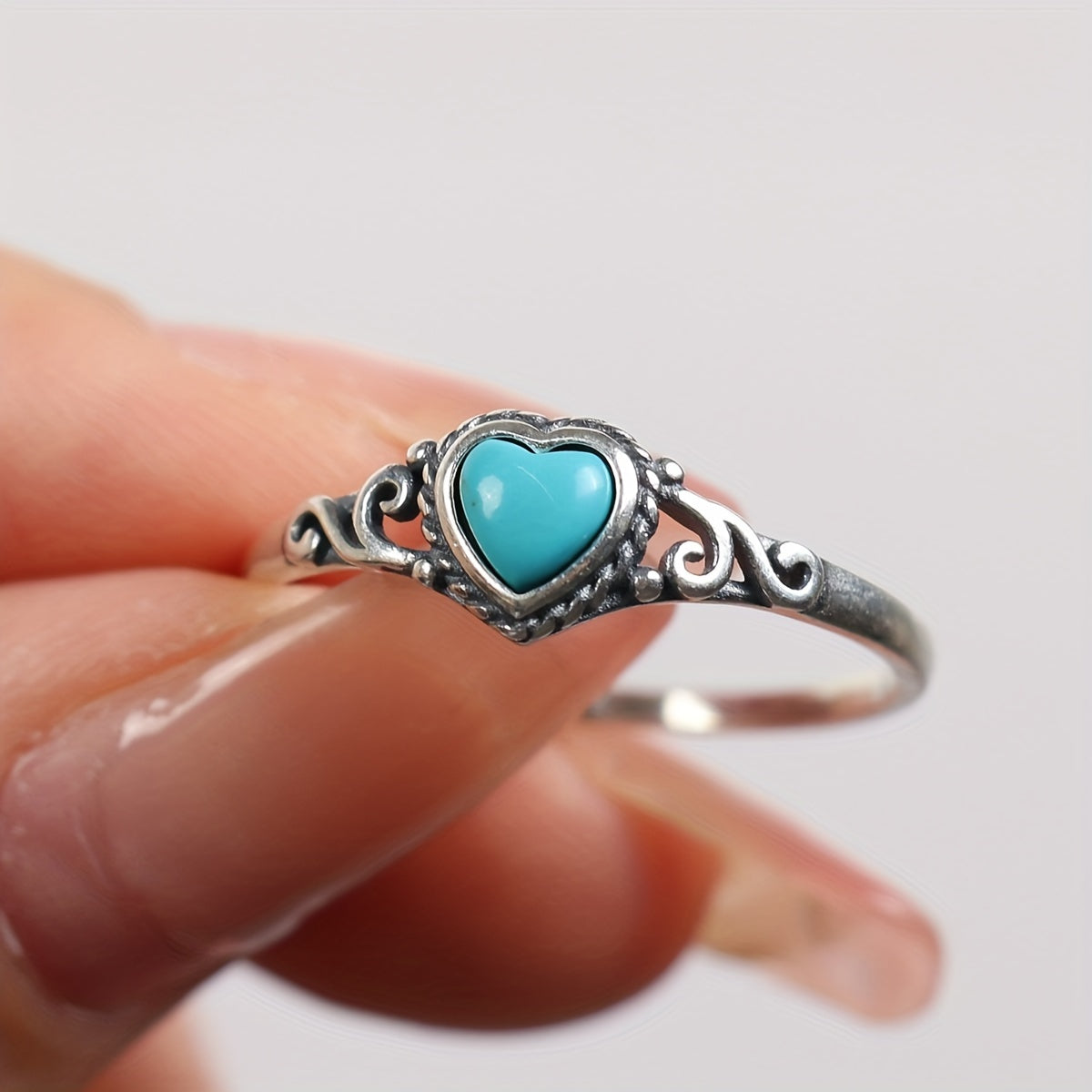 925 Sterling Silver Ring Retro Flower + Heart Design Inlaid Turquoise Symbol Of History And Beauty High Quality Gift For Your Love